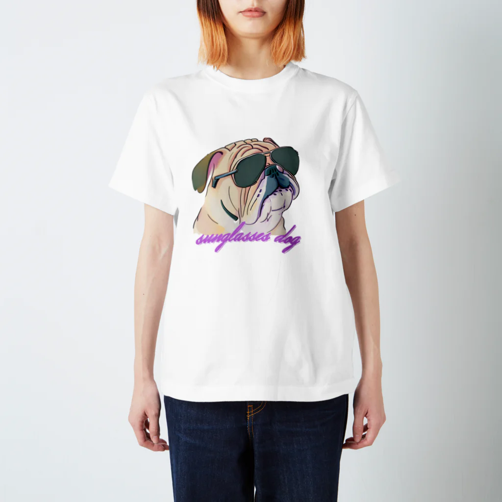 Fanny Animalsのグラサンドッグ Regular Fit T-Shirt