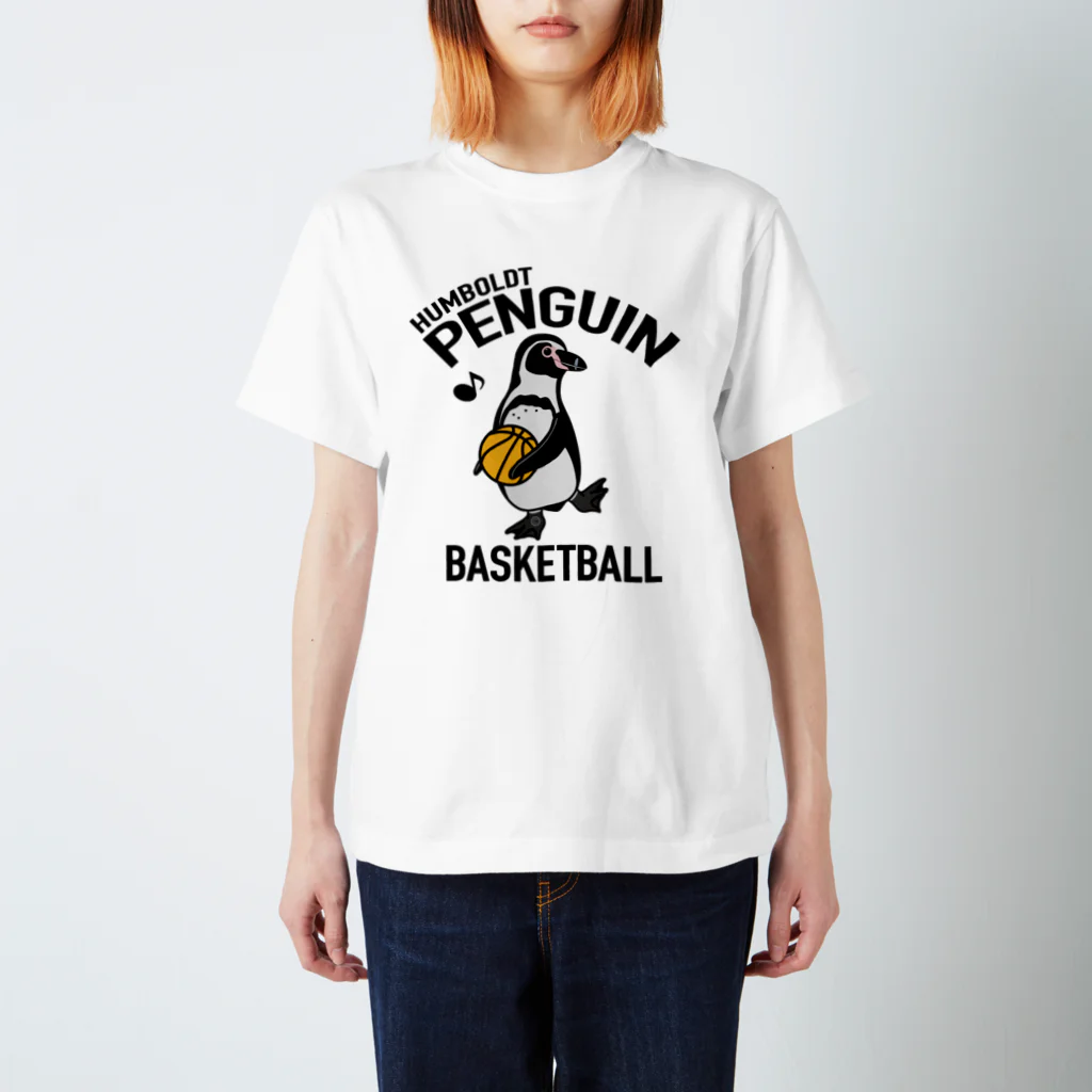 map5（マップファイブ）デザイン・ライセンス・ストック　のペンギン・バスケットボール・PENGIN・イラスト・デザイン・Tシャツ・アニマル・フンボルトペンギン・スポーツ・動物・アイテム・グッズ・BASKETBALL Regular Fit T-Shirt