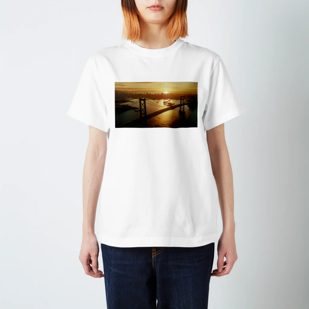 GIVEYOUWELLの(0002) Tokyo virtual bay bridgek スタンダードTシャツ