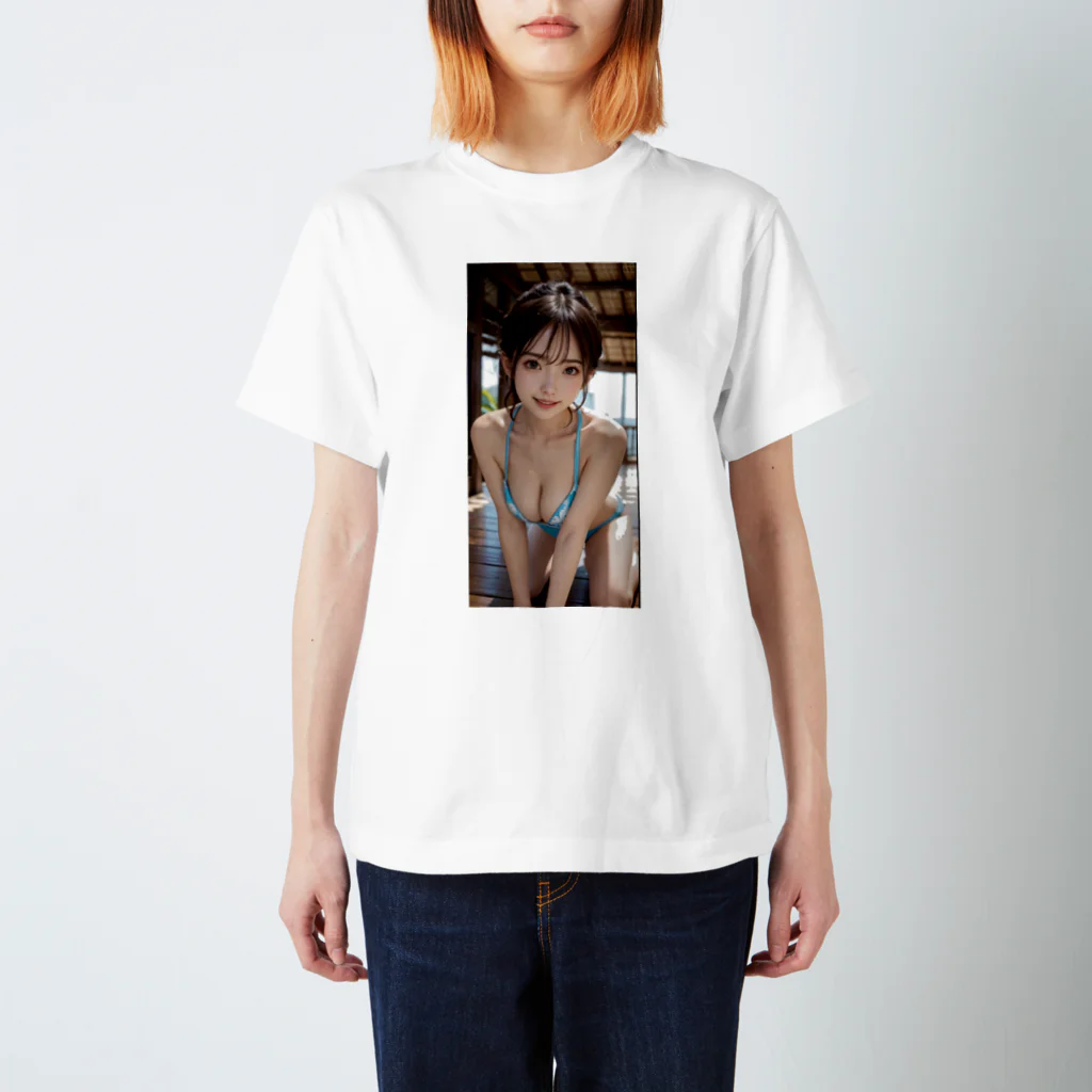 RGセクシーガールの巨乳美少女 Regular Fit T-Shirt