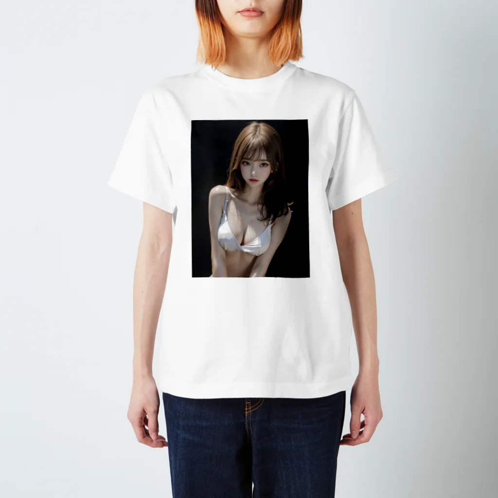 sounya sounyaの美女図鑑（白い服） Regular Fit T-Shirt