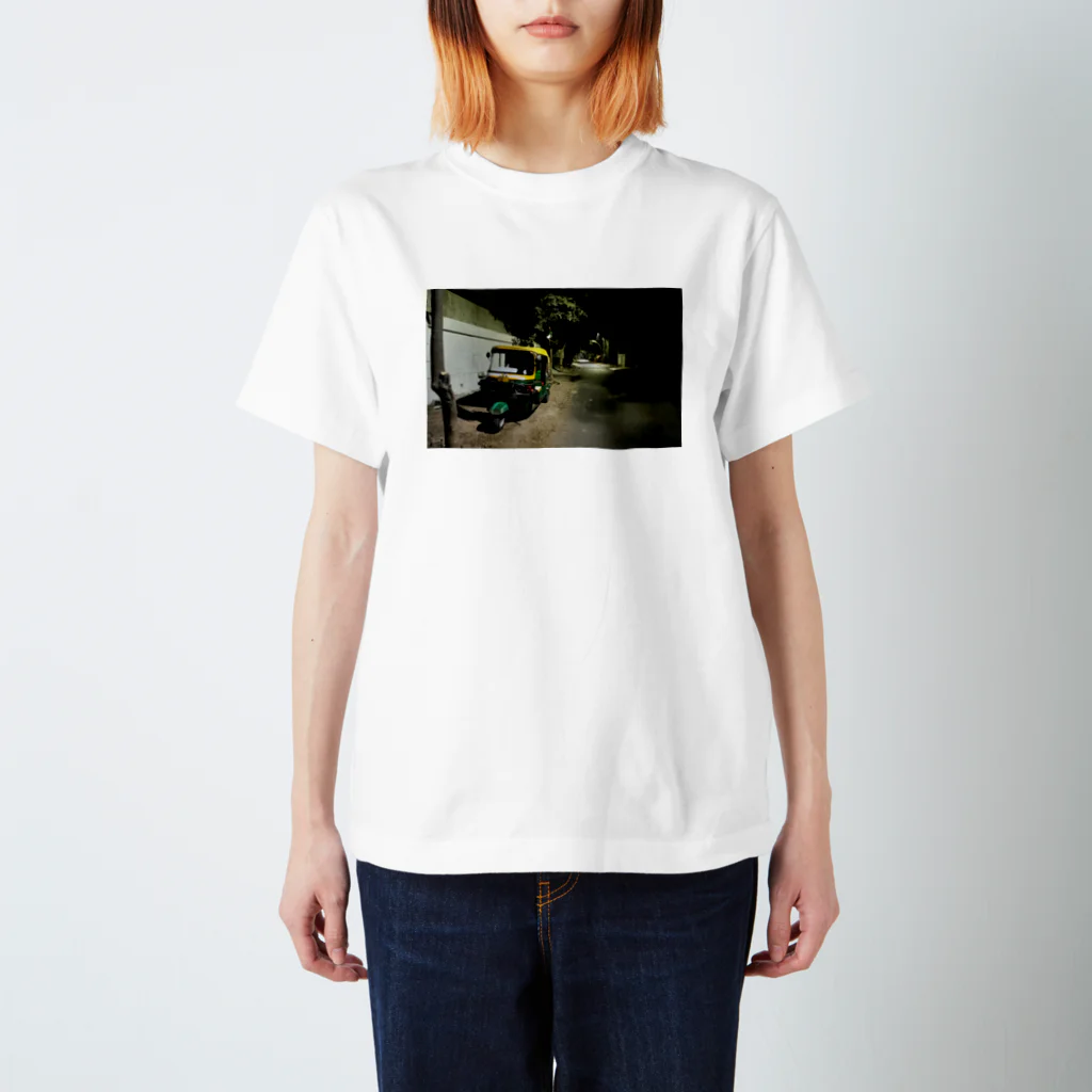 Maheshの夜のリクシャー Regular Fit T-Shirt