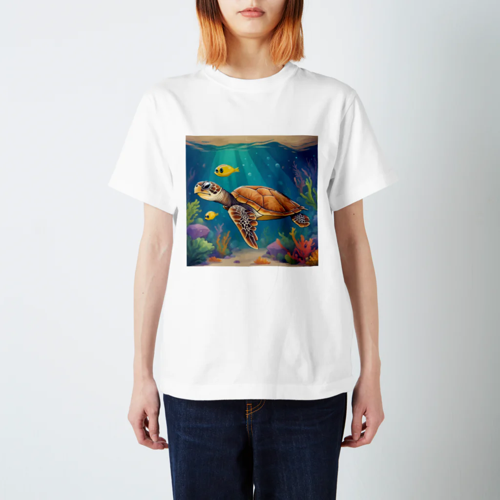 AQUARIUMのウミガメ Regular Fit T-Shirt