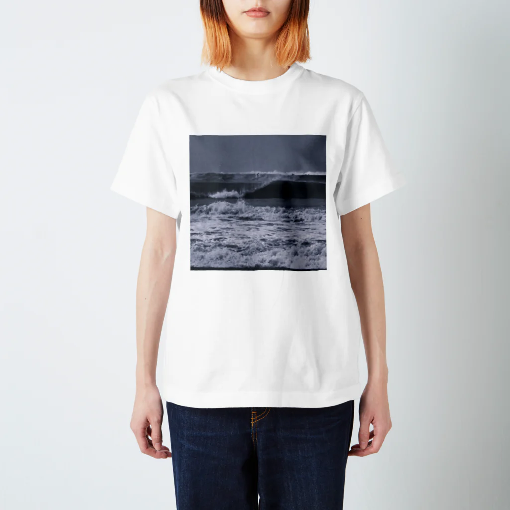 benky永井の海とサーファー スタンダードTシャツ