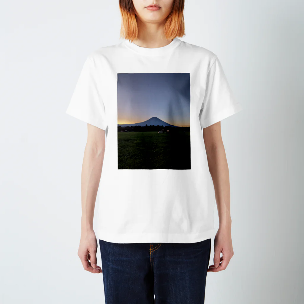 takuan-の朝の富士山 Regular Fit T-Shirt