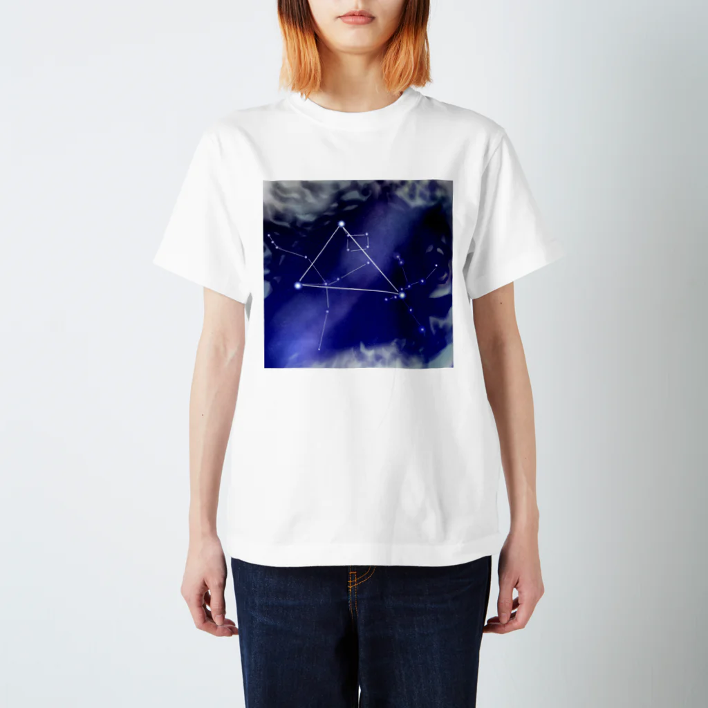 KafyRiruの雲の切れ間から覗く星 スタンダードTシャツ