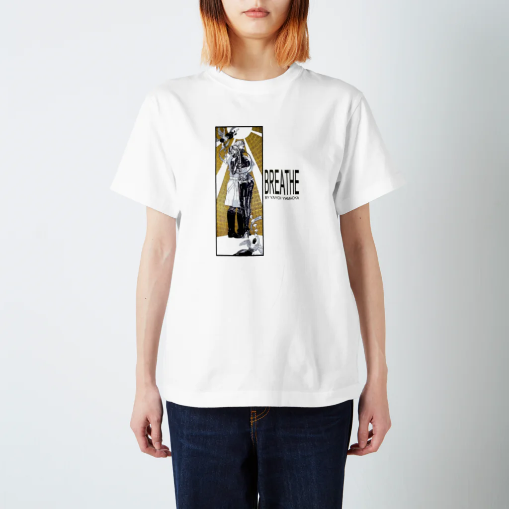 山岡弥生のBREATHE Regular Fit T-Shirt