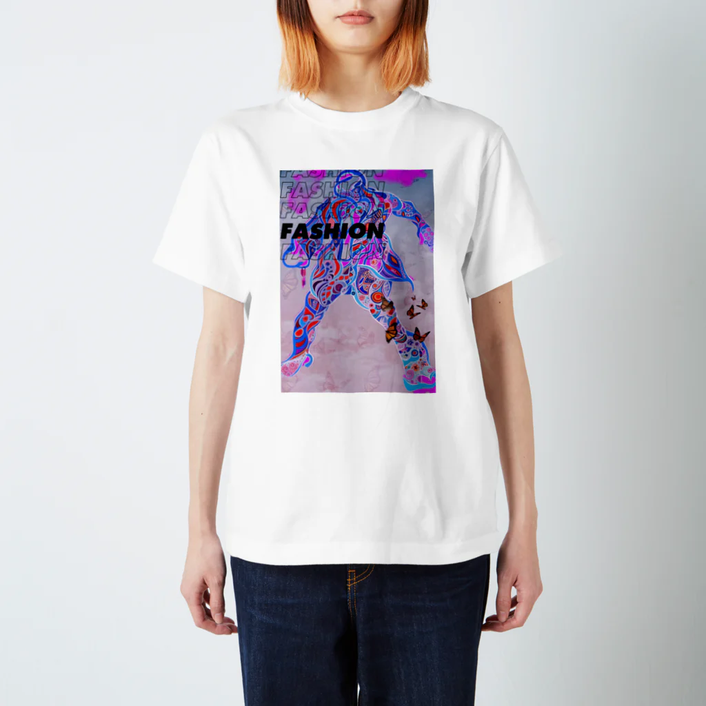 インパクトのかっこいい Regular Fit T-Shirt