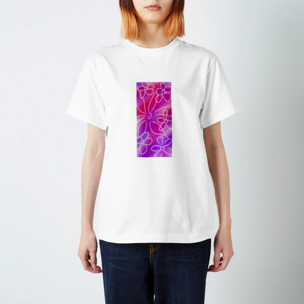 bell_chitanのピンクのお花 スタンダードTシャツ