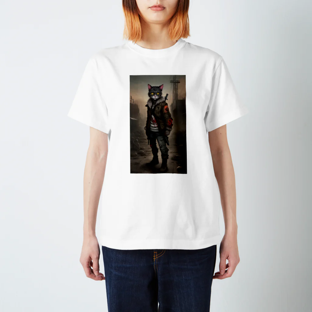 memosukeの【ゾンビファイター】荒野で戦うアニマルゾンビファイター【Verネコ】 Regular Fit T-Shirt