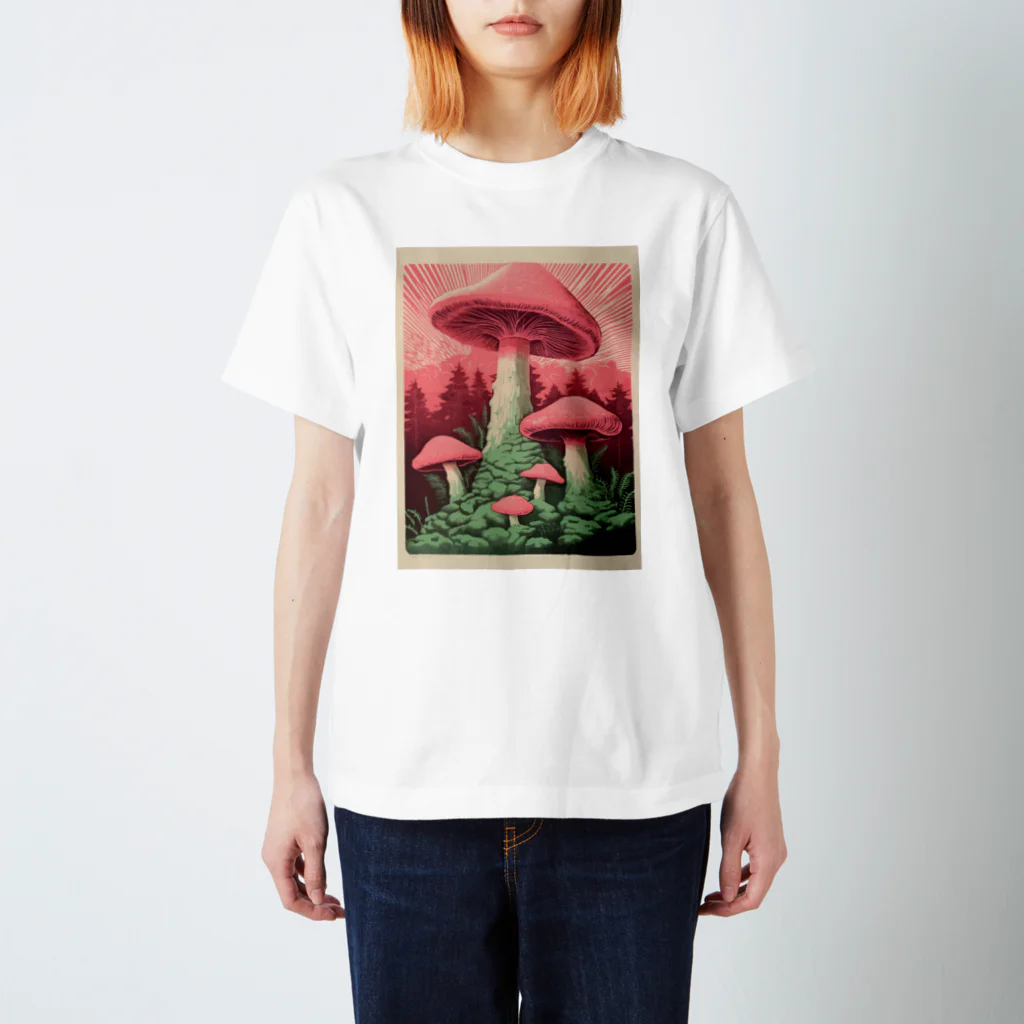 あけび屋のピンクきのこ Regular Fit T-Shirt