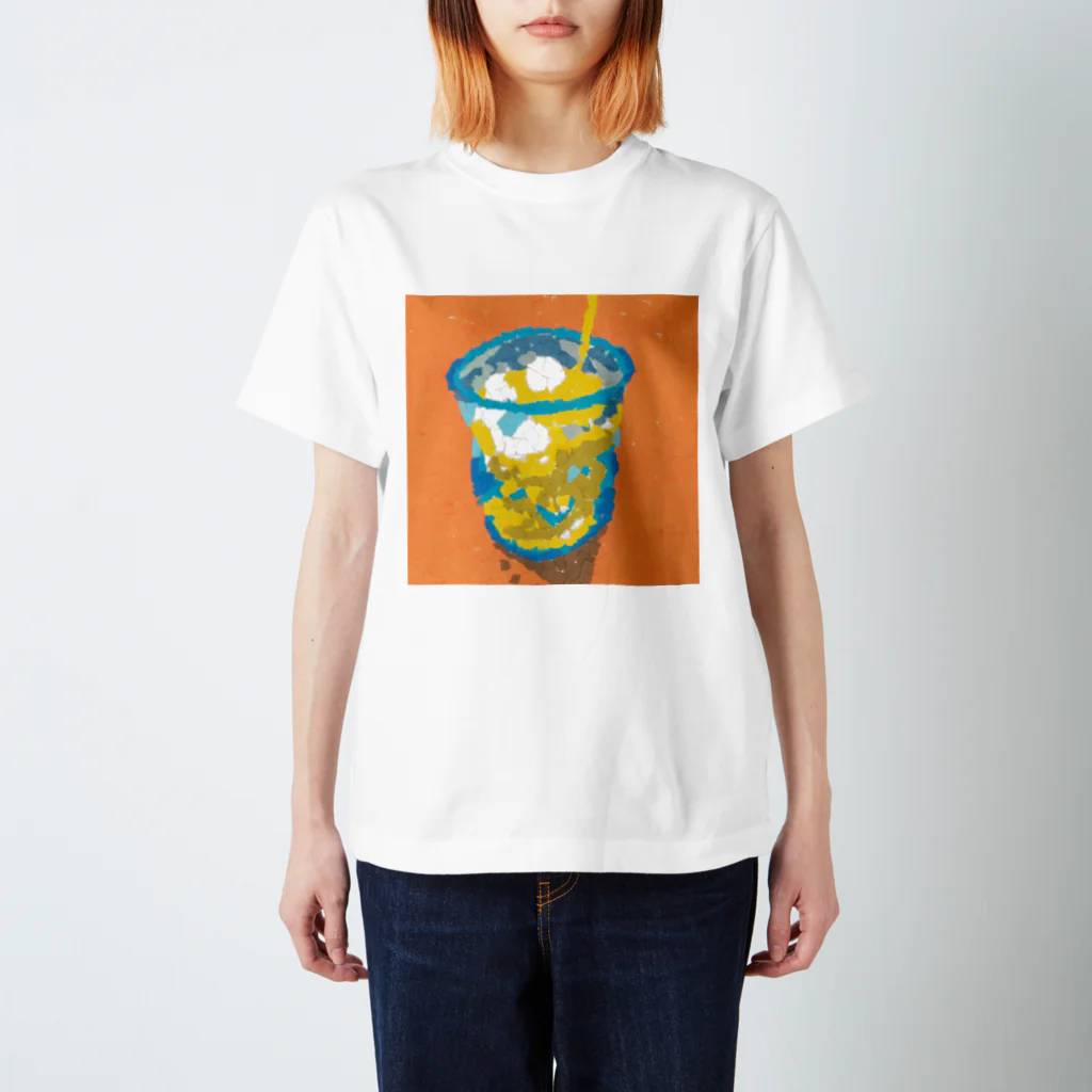 Yuhki | おばけのゆうき 公式オンラインショップ　【ちぎり絵・貼り絵のTシャツ・パーカー・スマホケース・バッグ・日用品・雑貨・文具・ドッグTシャツなど販売中】のオレンジジュースをコップにそそぐ(ちぎり絵/貼り絵) スタンダードTシャツ