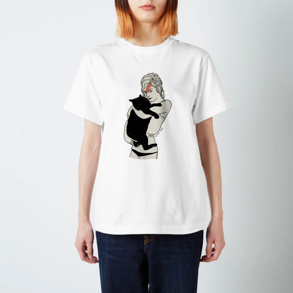 小鳥と映画館のイナズマメイクの女性と黒猫 スタンダードTシャツ