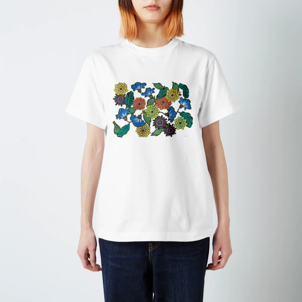 yoshiveggieのHanae Vine Flower Regular Fit T-Shirt