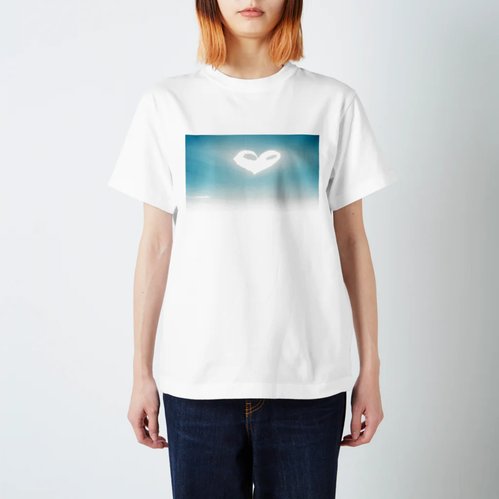 すずきいくやのハートの雲 Regular Fit T-Shirt