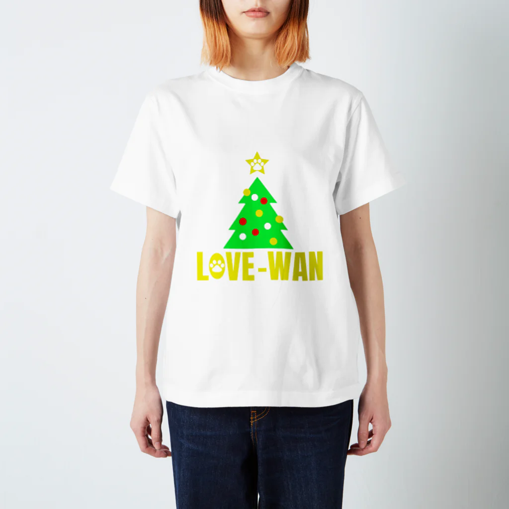 WAN-ONE Style shopのLOVE-WAN クリスマスツリー Regular Fit T-Shirt