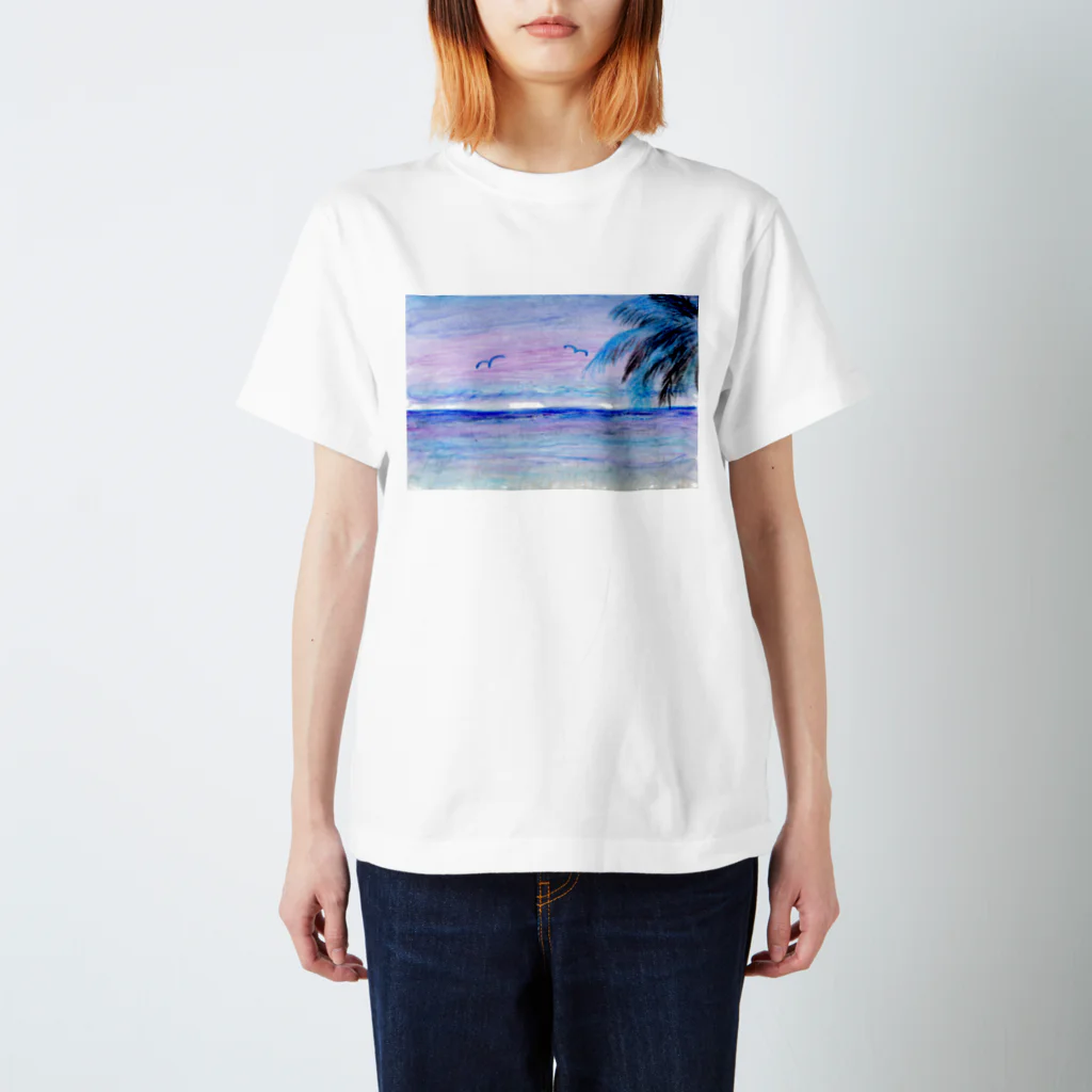 popomoの爽やかな海辺 Regular Fit T-Shirt