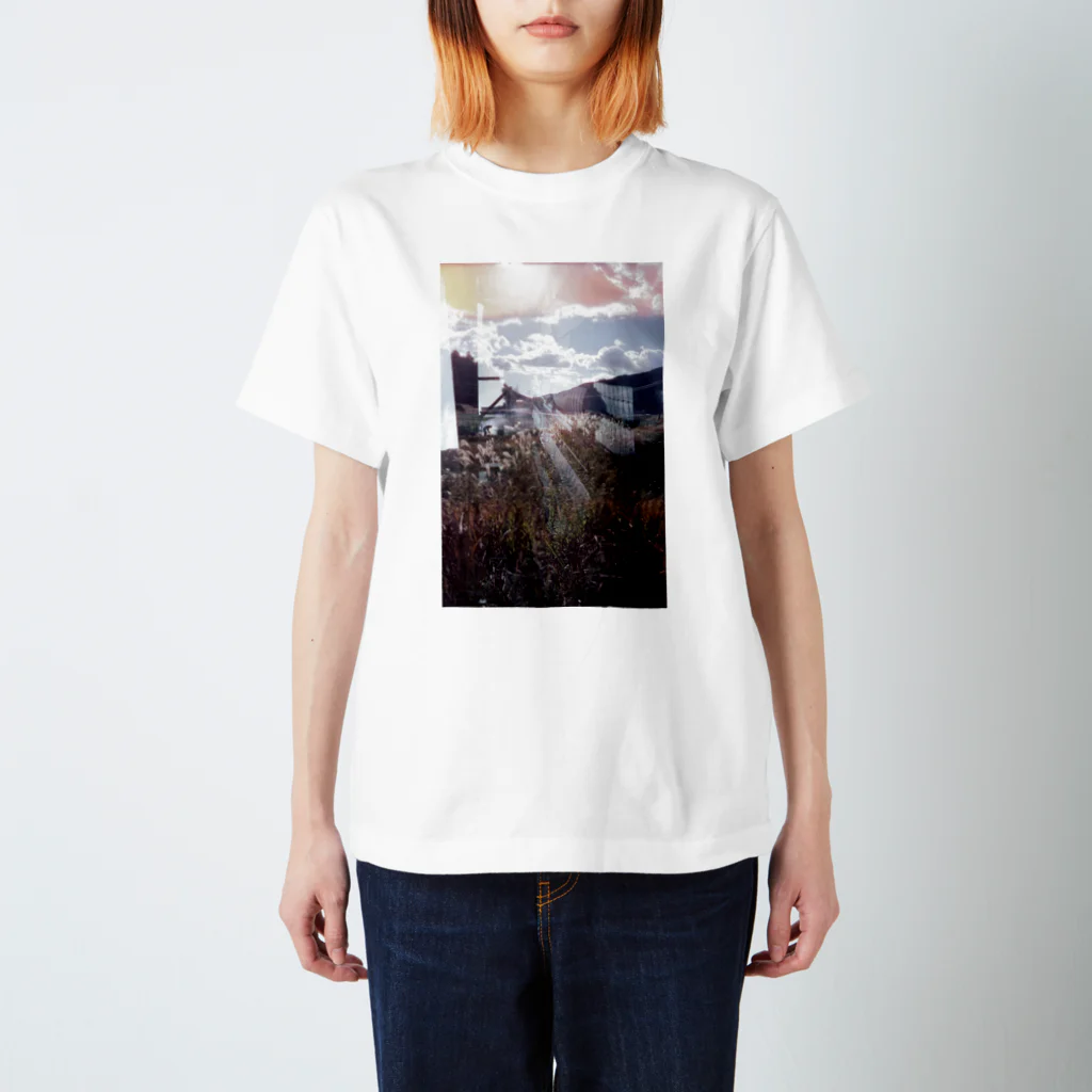 yuriepocの野焼き スタンダードTシャツ