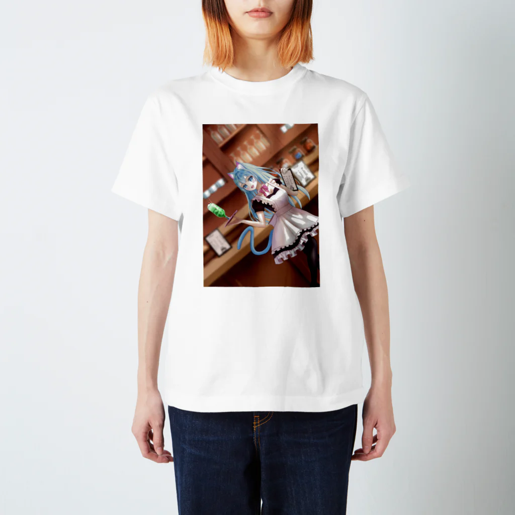 猫の尻尾の小さなカフェの看板娘 Regular Fit T-Shirt