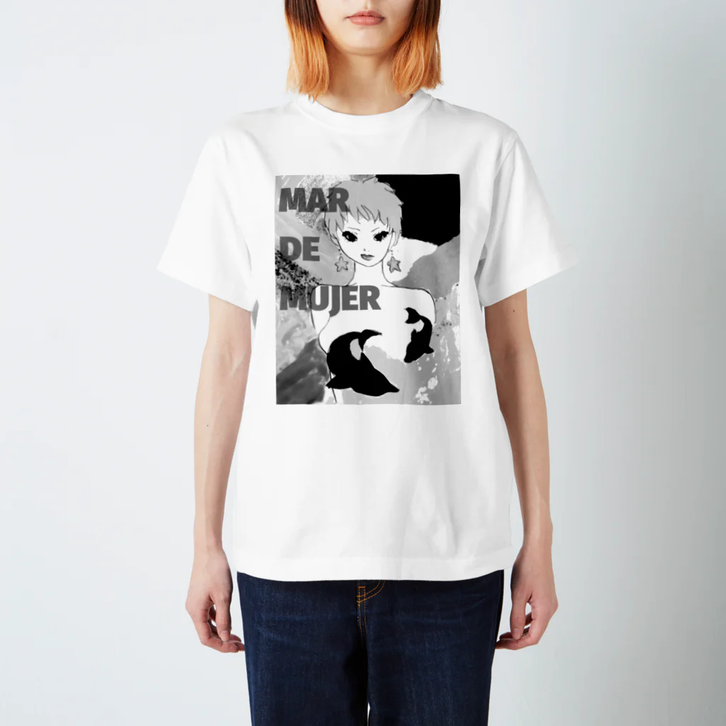 02の女の海 Regular Fit T-Shirt