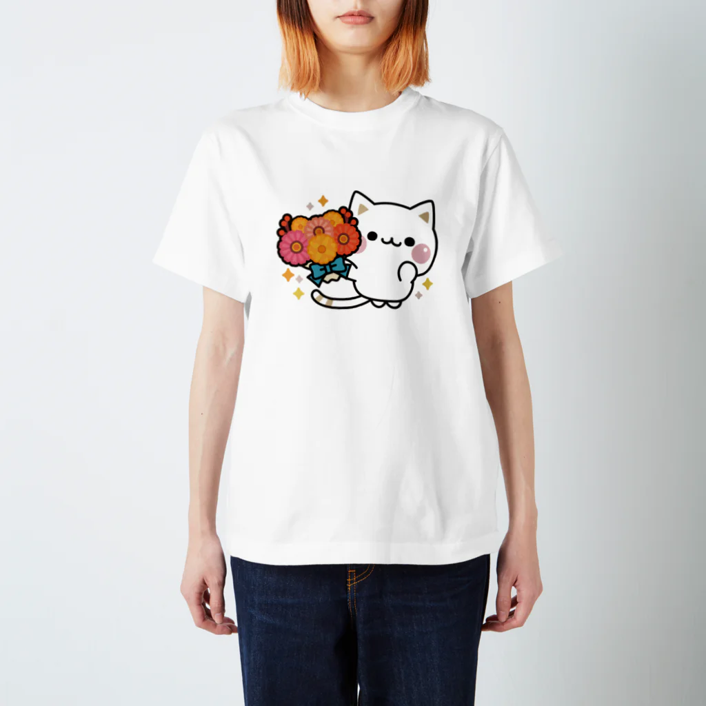 DECORの気づかいのできるネコ　豪華な花束ver. Regular Fit T-Shirt