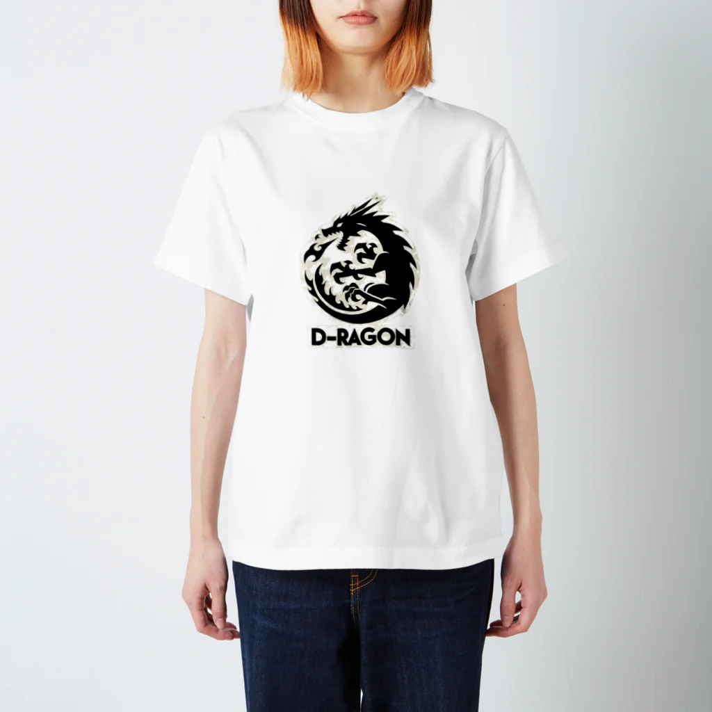 yp_channelのドラゴンの影（単体） Regular Fit T-Shirt