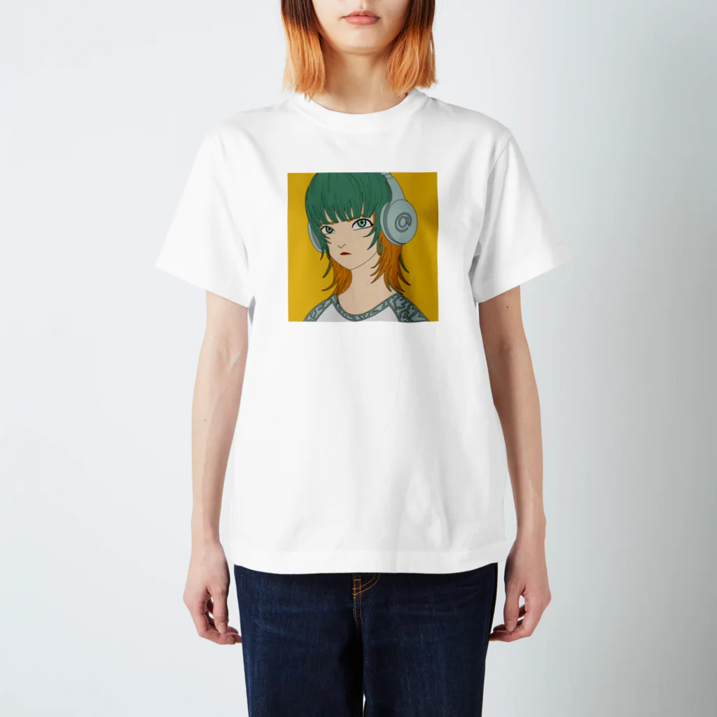 Yama Kawkazeのウルフカットの子 スタンダードTシャツ