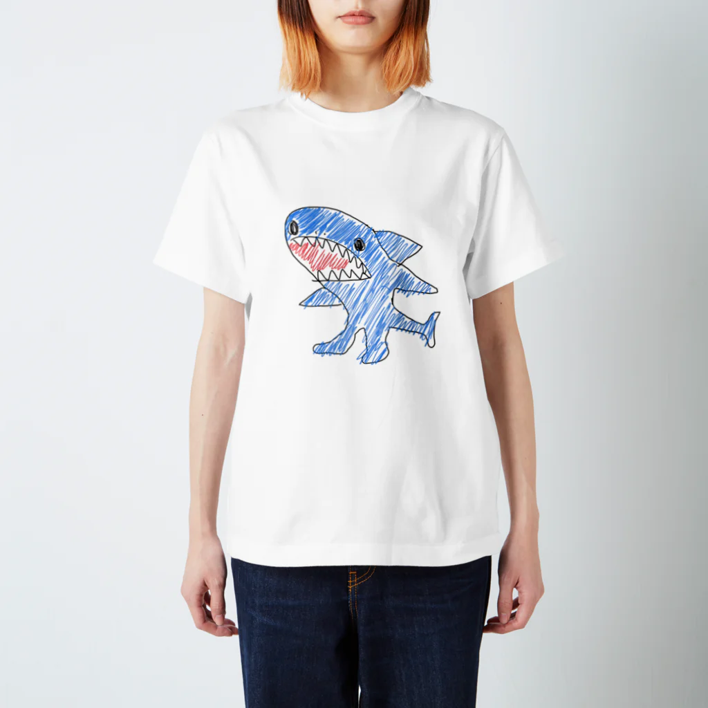 けーしーのさめくん スタンダードTシャツ