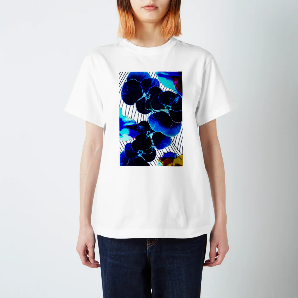 KUNIKO-ARTのRhapsody #15 Regular Fit T-Shirt