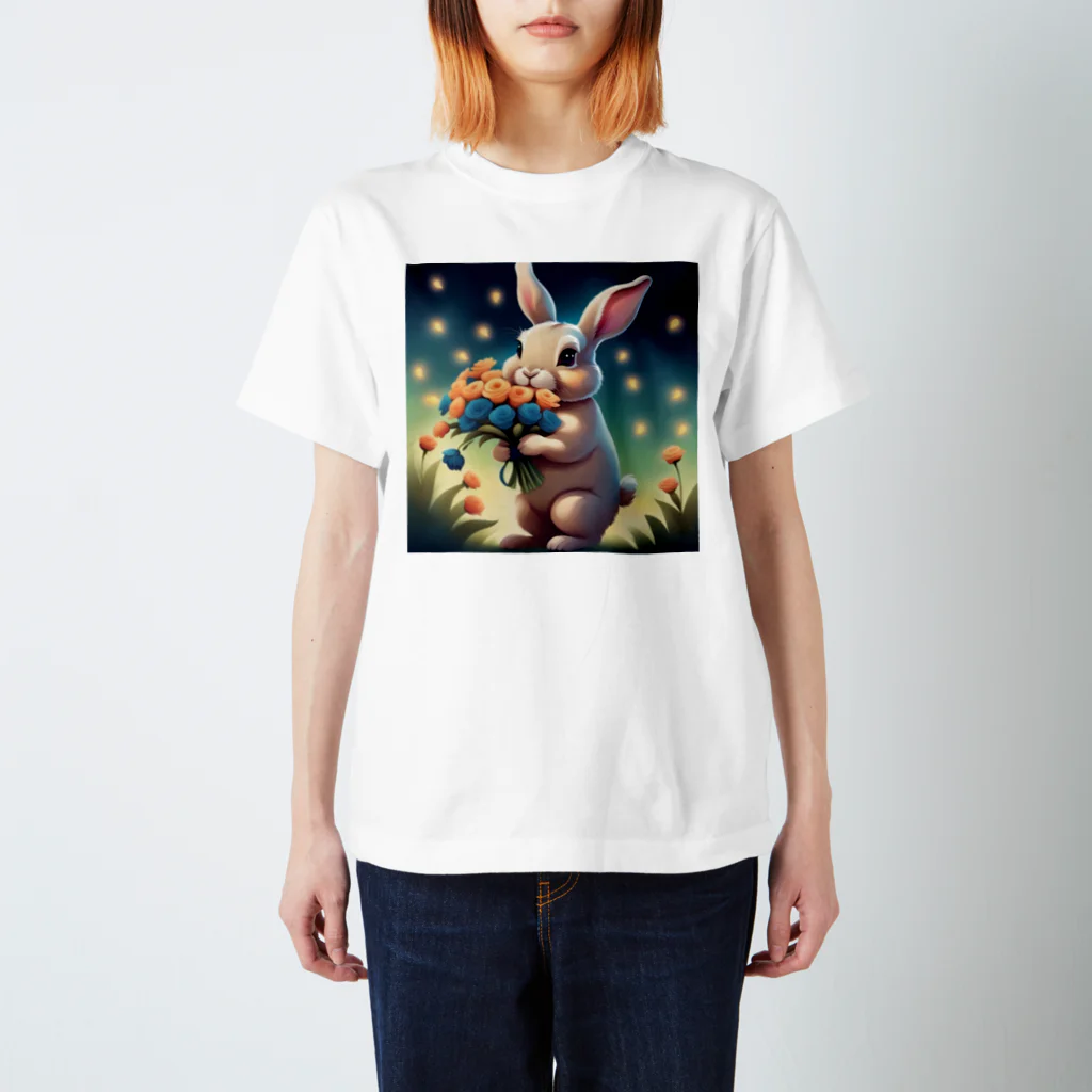 鼻かむうさぎの花束を持つウサギ スタンダードTシャツ