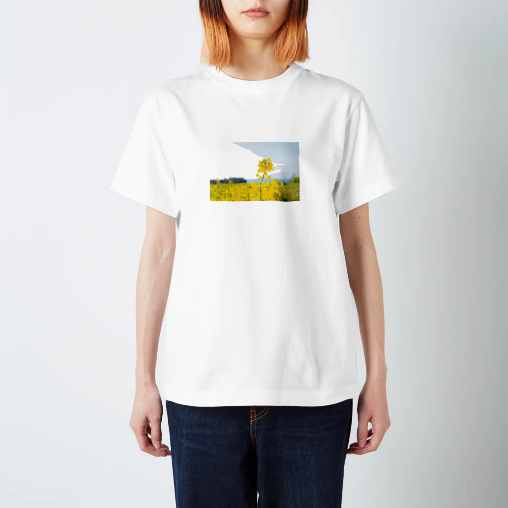 さやえんどうの菜の花 Regular Fit T-Shirt