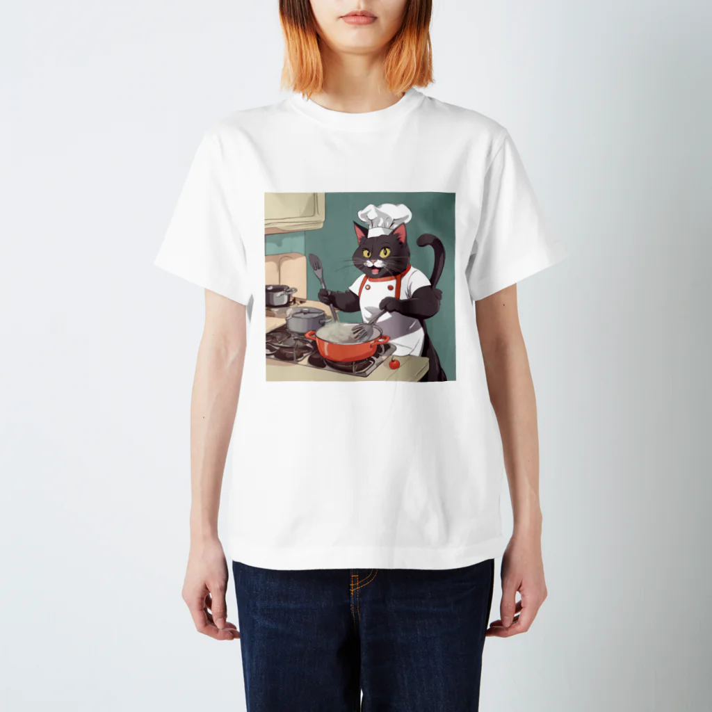 kuma-kichiの猫シェフ スタンダードTシャツ