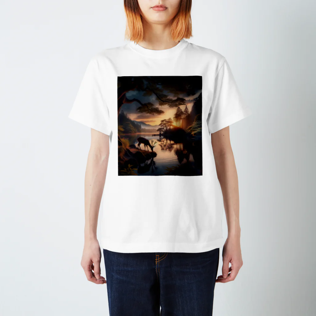 NovAiTen_shopの湖畔の鹿 Regular Fit T-Shirt