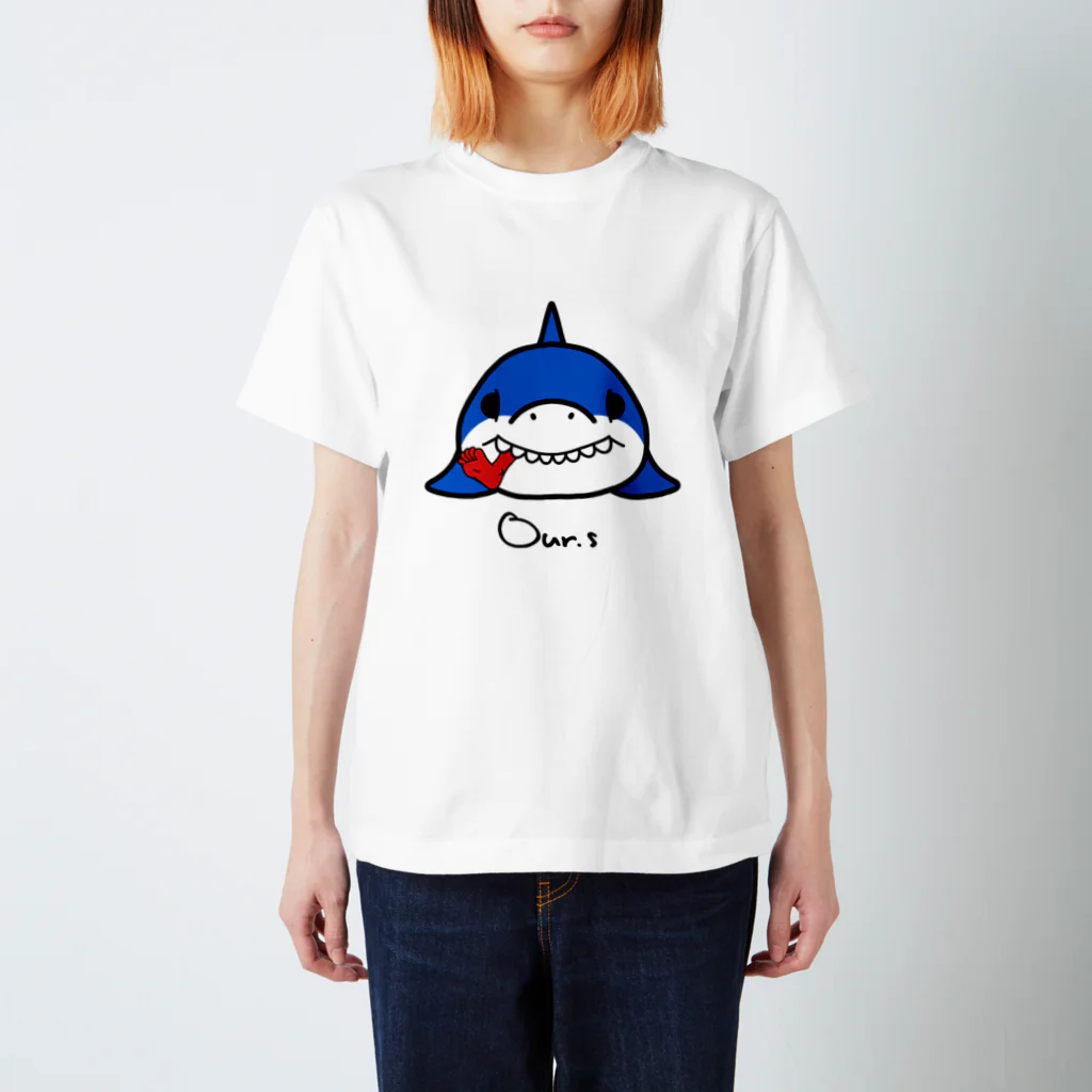 Our.s SUZURI店のヤミーヤミーシャーク スタンダードTシャツ