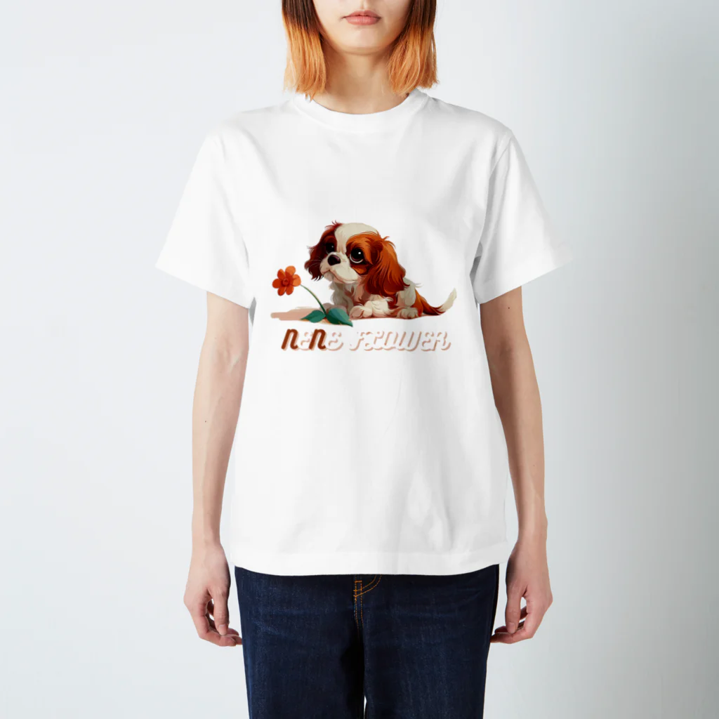 NENEのNENE FLOWER05 Regular Fit T-Shirt