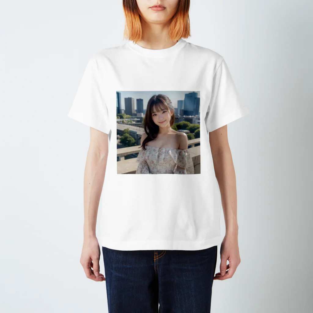 癒しのあるオリジナルグッズ販売所の千年に一人の美少女 in 都会 スタンダードTシャツ