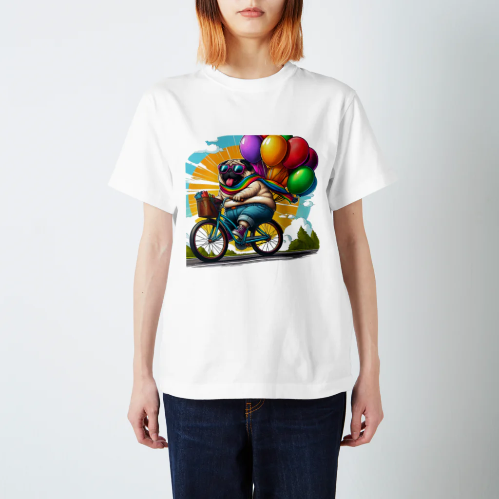 wonderfulのサイクリングパグ Regular Fit T-Shirt