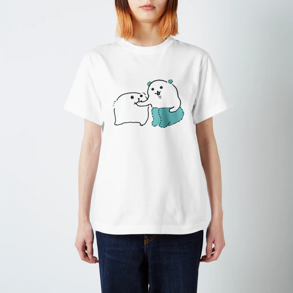 mori yuraのミミパヤと犬 スタンダードTシャツ