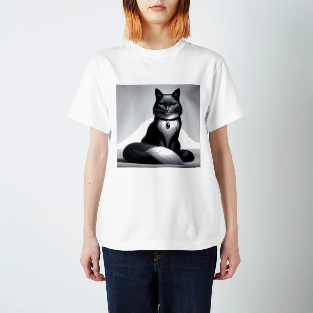 Japan_Connectionのルナプリンセス (Luna Princess) Regular Fit T-Shirt