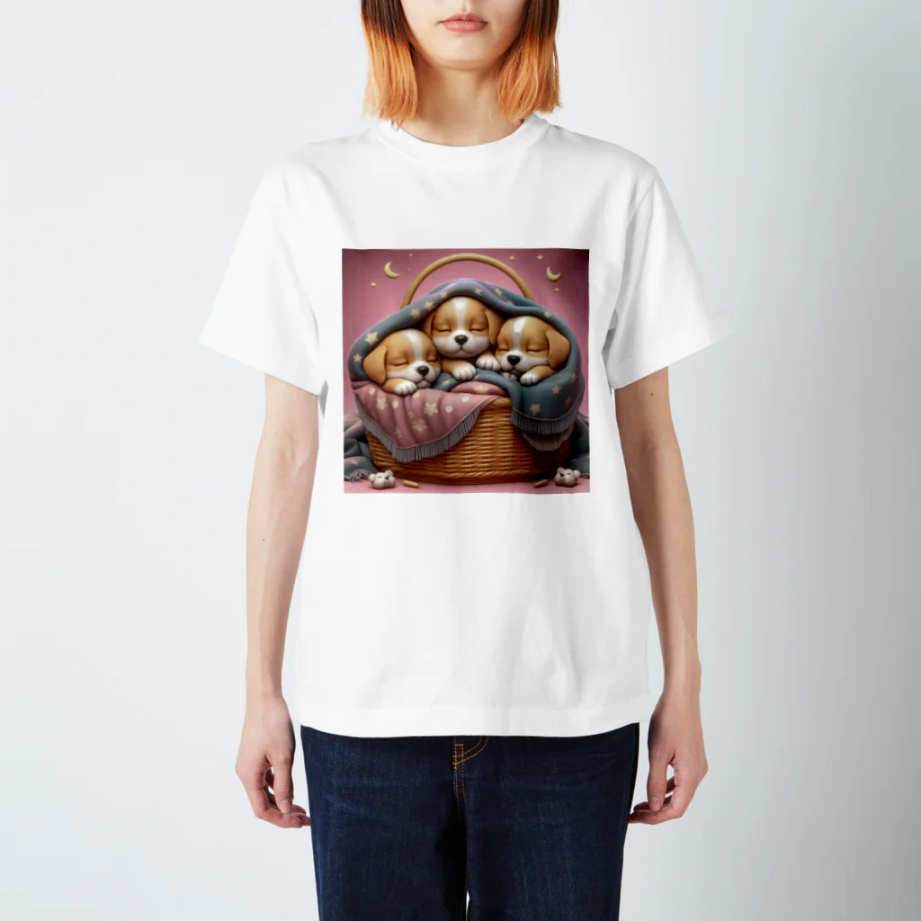 ふわふわ子犬の第②弾！ほっこり♡ ふわふわ子犬 Regular Fit T-Shirt