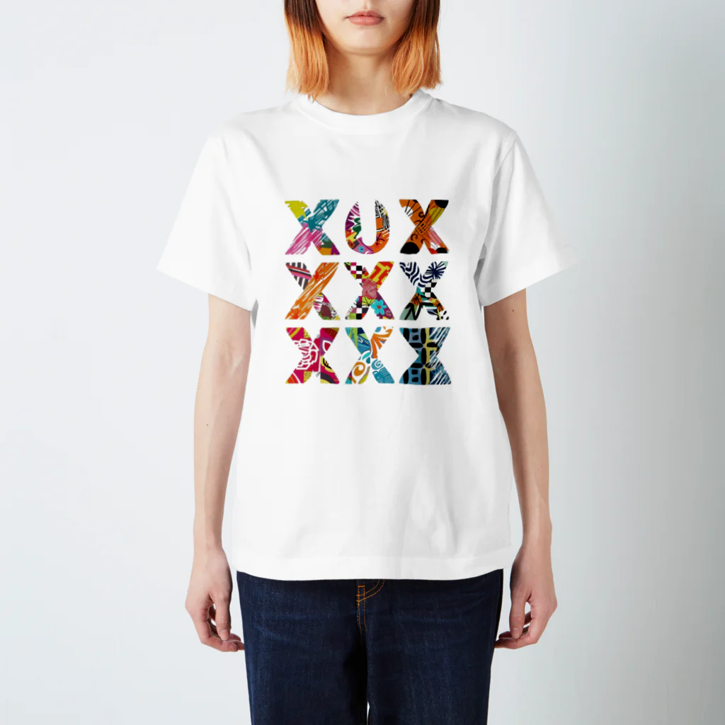 Chi3のxxxxxxxx カラフル・クロス：多様性の融合 Regular Fit T-Shirt