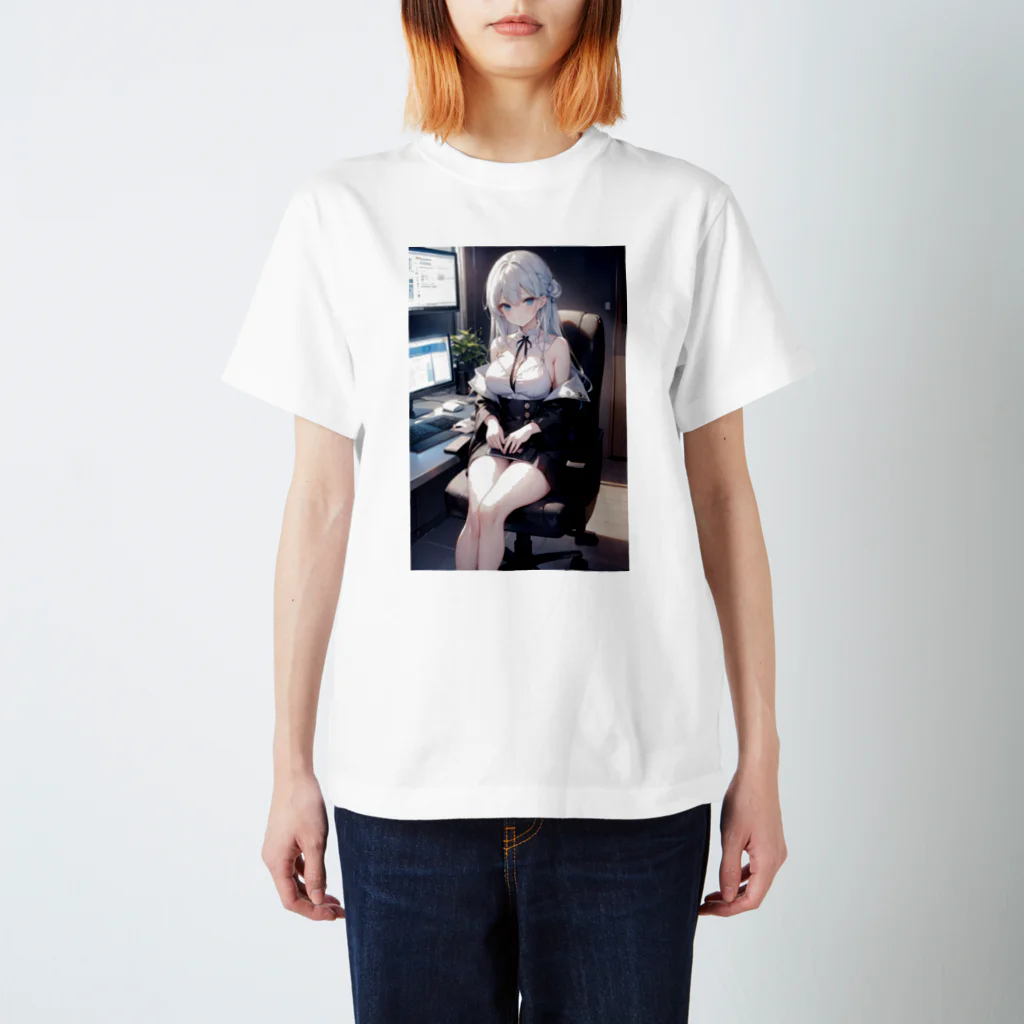 巫女スタぐらむの可愛い上司 Regular Fit T-Shirt