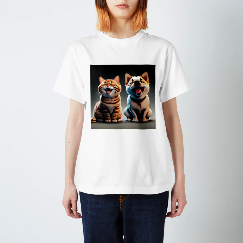 musashiyaのご機嫌な猫と犬 スタンダードTシャツ