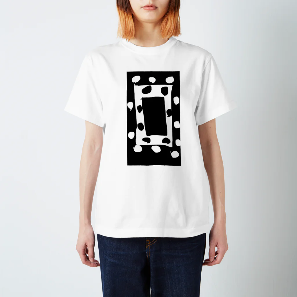 kakukaku-niconico［カクカクニコニコ］のま〜るしかく スタンダードTシャツ