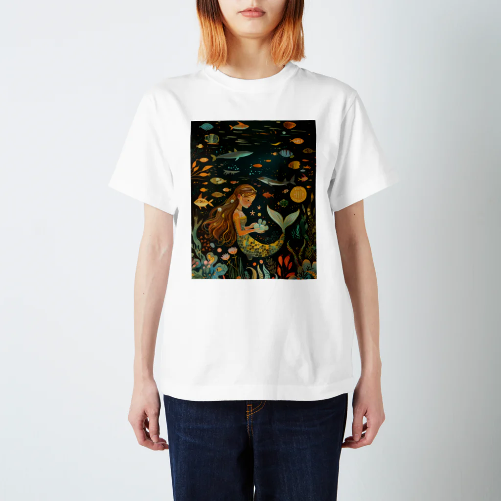 人魚堂の宝石を眺める人魚のＴシャツ スタンダードTシャツ