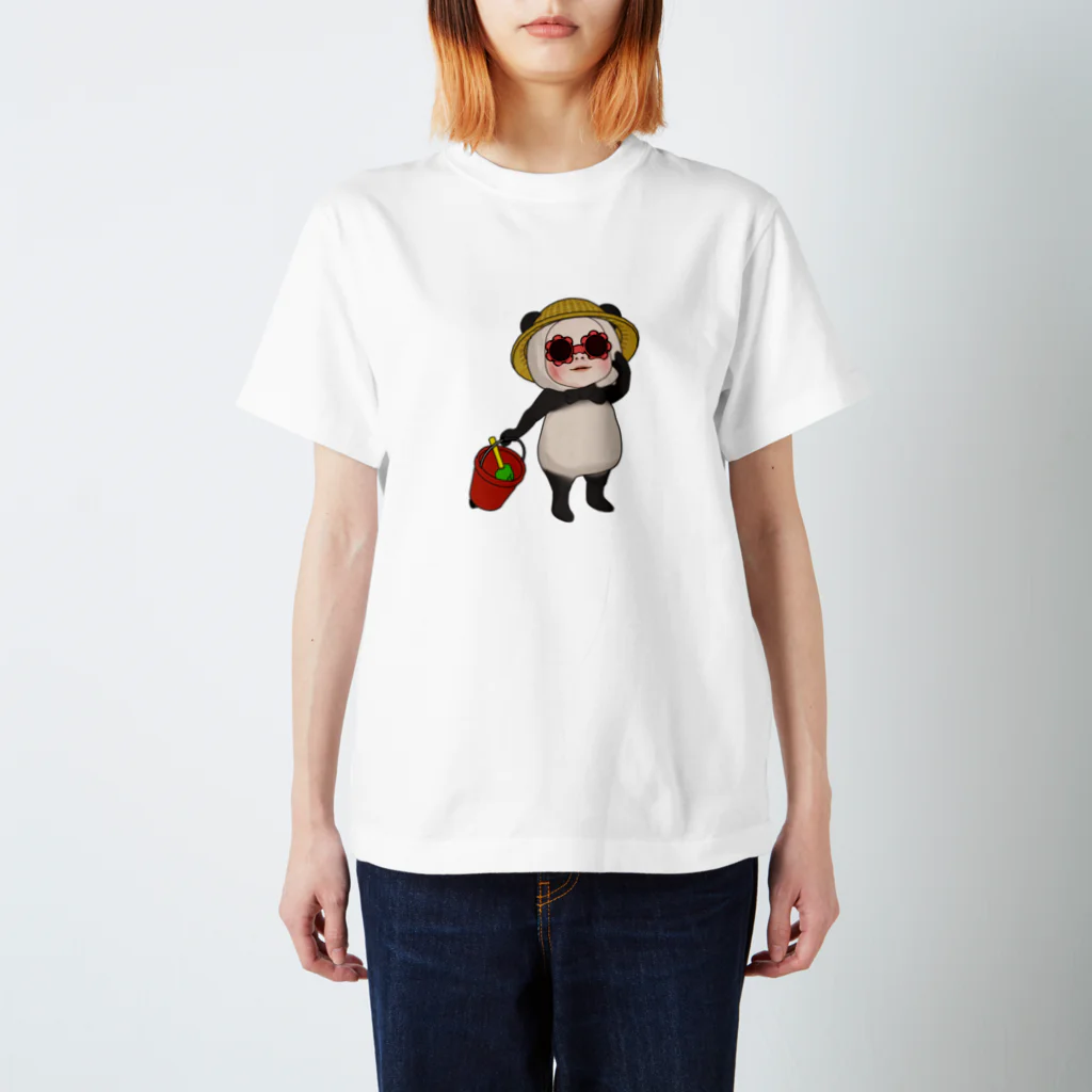 DanSianのパンダタオル・砂遊び Regular Fit T-Shirt