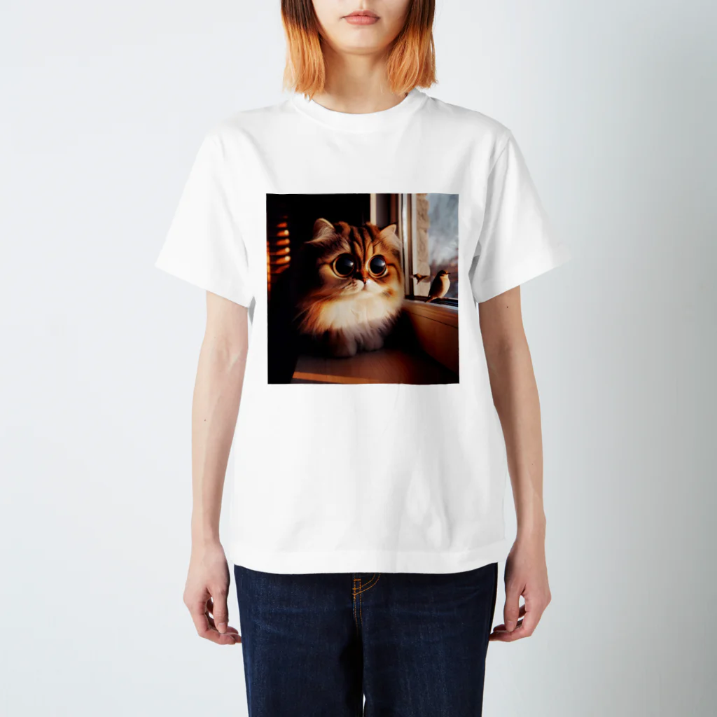 Rio58のかわいくて癒やされる猫のグッズ Regular Fit T-Shirt
