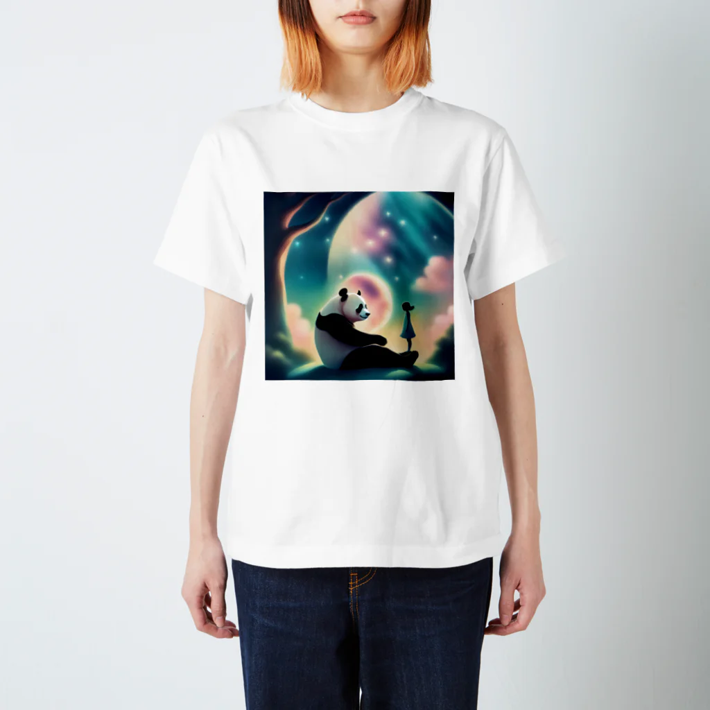 ぱんだ好きの店の月夜のパンダと女の子8 Regular Fit T-Shirt