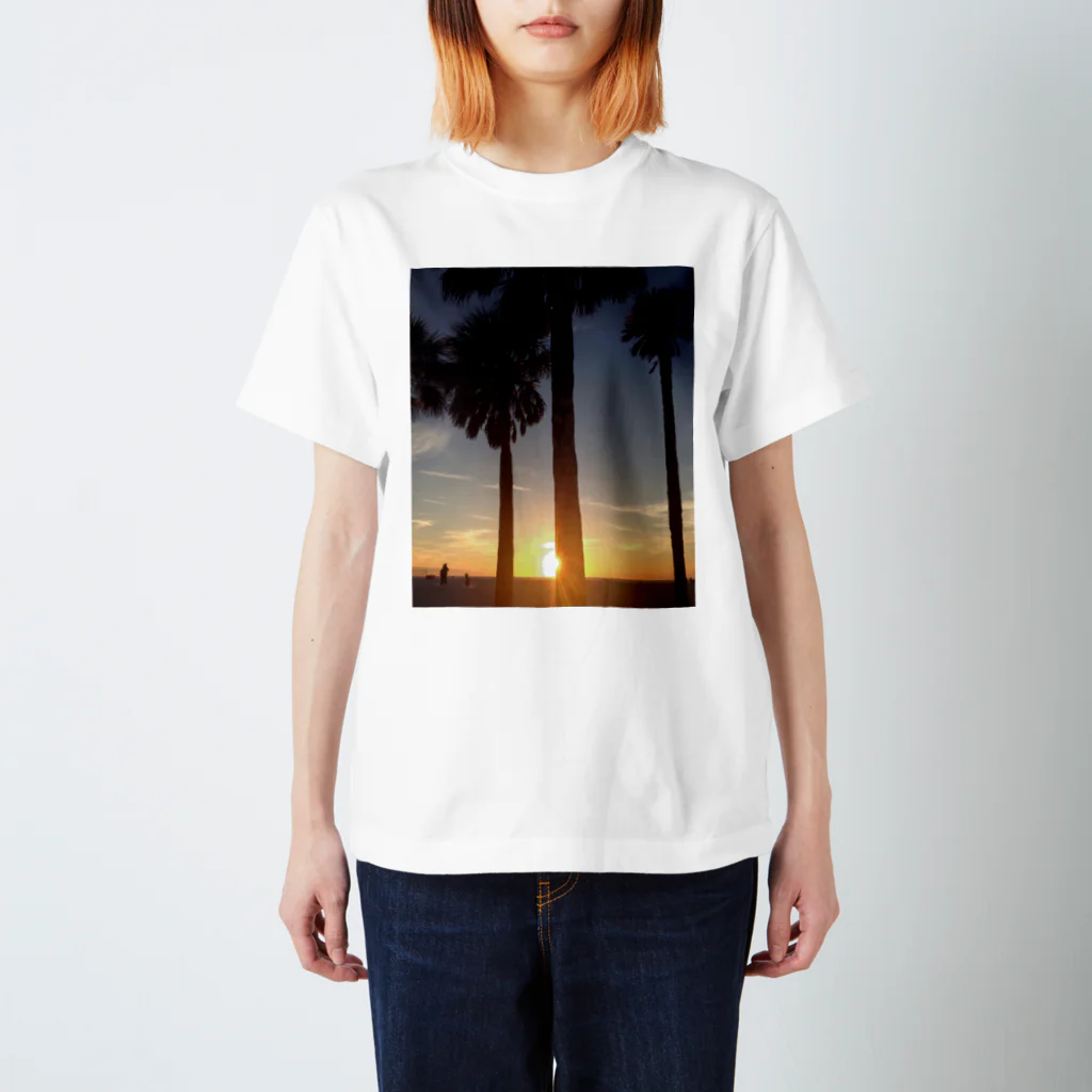 tropicasuzuriの南国 サンセット Regular Fit T-Shirt