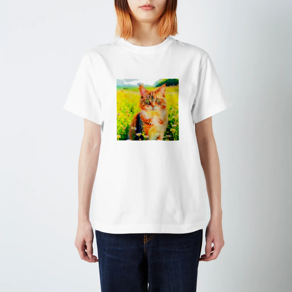 猫好きの谷の猫の水彩画/花畑のマンクスねこのイラスト/キジトラネコ Regular Fit T-Shirt